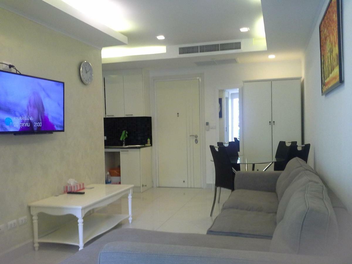 Cosy Beach View Apartments 파타야 외부 사진