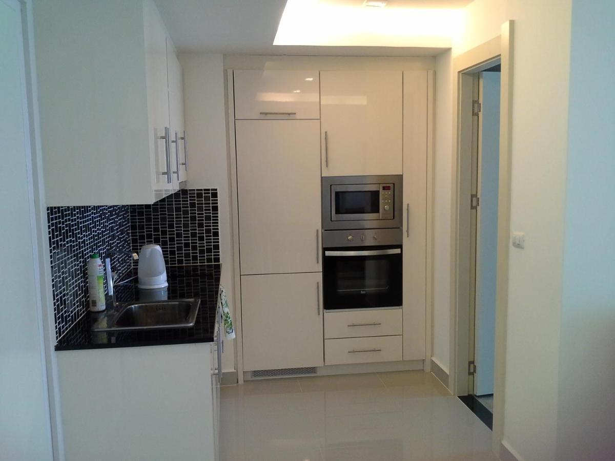 Cosy Beach View Apartments 파타야 객실 사진